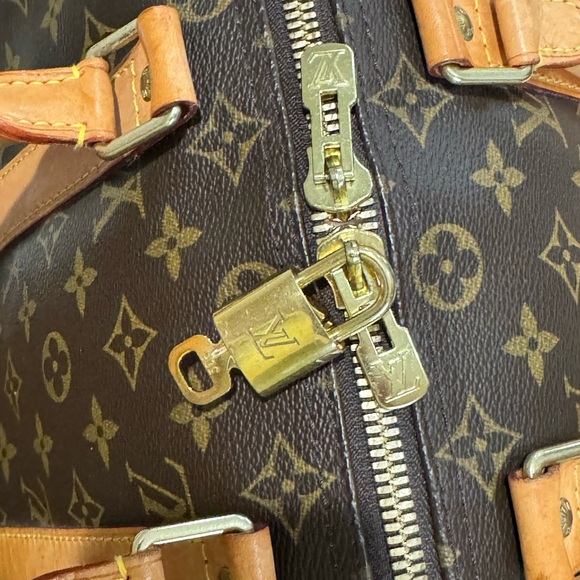 KEEP ALL 45 Louis Vuitton bag. Comes with lock and key key #306 and tag. - Picture 8 of 17